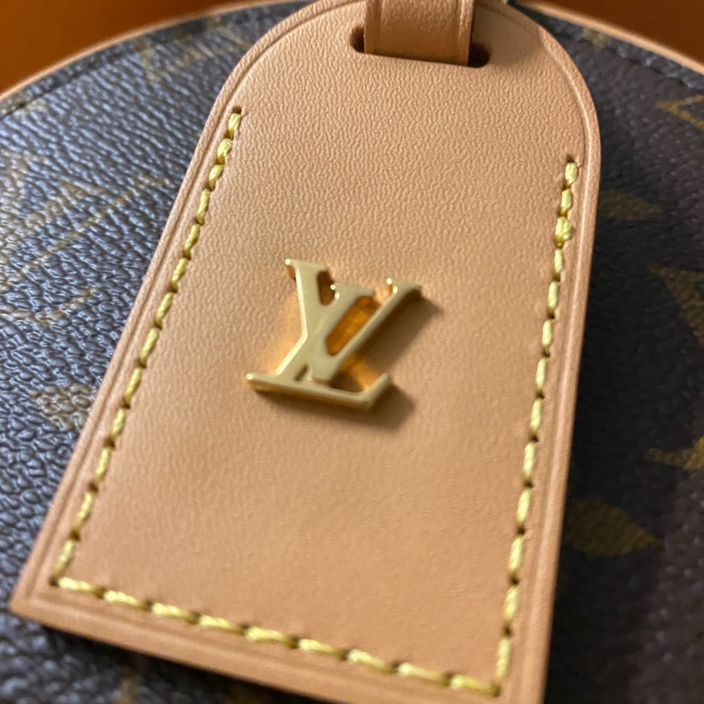 Louis Vuitton Mini Boite Chapeau bag with straps ✨ - Picture 5 of 16
